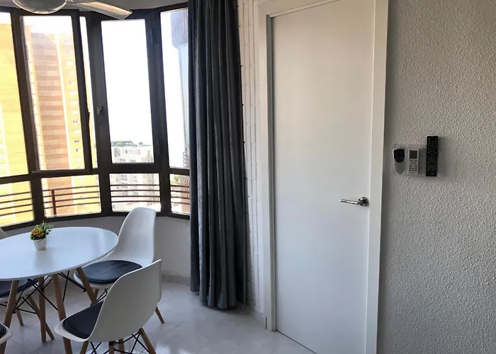 Milan Soria Luxury Coblanca Xii 아파트 *